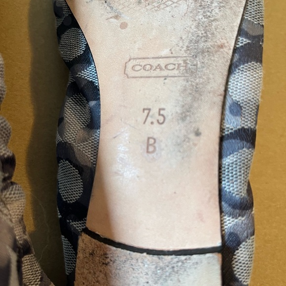 Coach "Aly" C Logo Signature Tan Gray & Black Camo Ballet Flats Shoes Size 7.5B - Picture 12 of 15